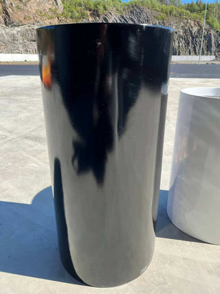 Håøy krukka i glossy sort